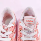 Adidas รองเท้าผ้าใบสีส้ม size US 1/2 หรือ 20 CM