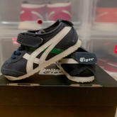 รองเท้า onitsukatiger 