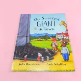 หนังสือนิทานภาษาอังกฤษ  The smartest Giant In Town