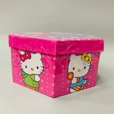 ชุดระบายสี Hello Kitty เซ็ทระบายสี กล่องระบายสี สีเมจิก สีไม้ สีเทียน กล่อง 6 เหลี่ยม มี 4 ชั้น สี 4 แบบ รวม 42 สี 