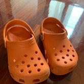 รองเท้า Crocs เด็กเล็ก สีส้ม