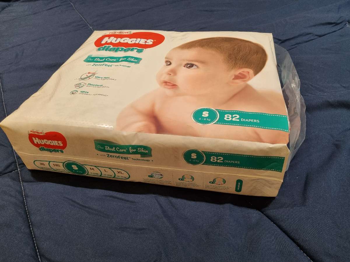 Huggies tape size S