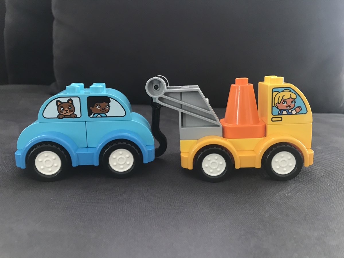 ตัวต่อของเล่น Lego Duplio First Tow Truck ของแท้ จำนวน 11 ชิ้น