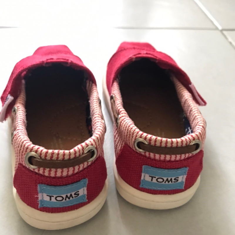 รองเท้าเด็กแบรนด์ TOMS ของแท้