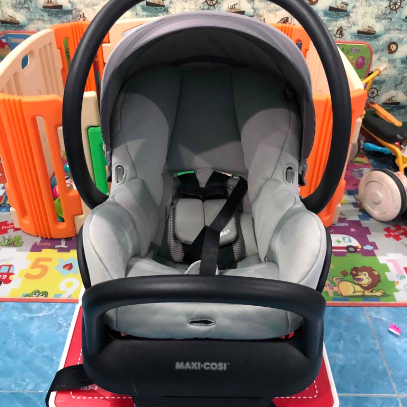 Maxi-Cosi car seat คาร์ซีท กระเช้า พร้อมฐาน มือ2 ญี่ปุ่น สภาพสวย