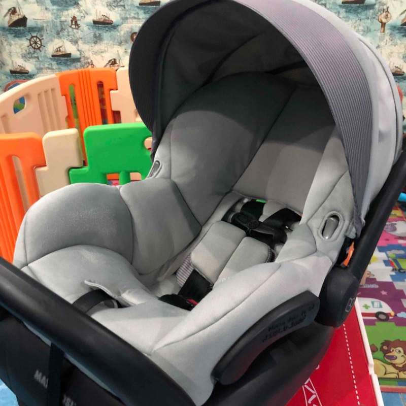 Maxi-Cosi car seat คาร์ซีท กระเช้า พร้อมฐาน มือ2 ญี่ปุ่น สภาพสวย