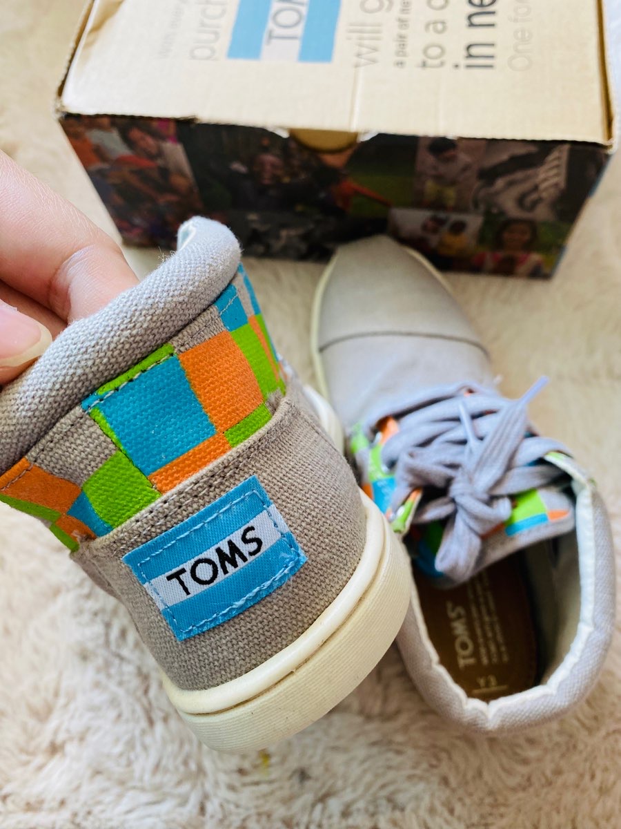TOMS รองเท้าเด็ก