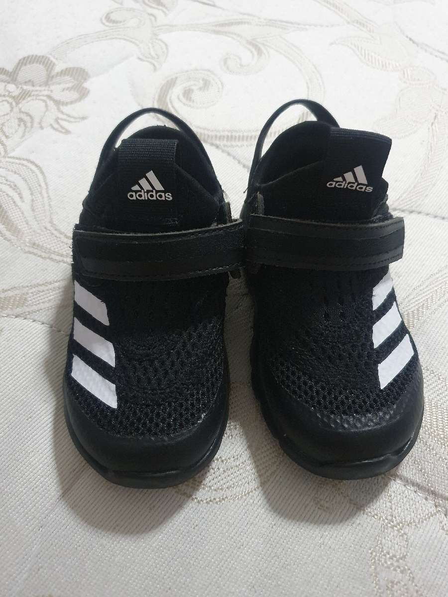 รองเท้าเด็ก Adidas Summer.RDY ความยาว 21cm. uk 5