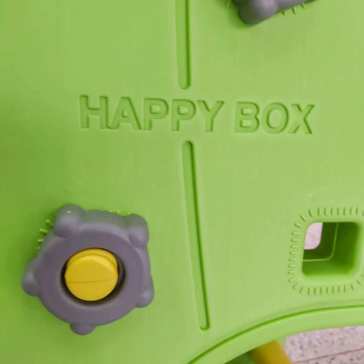 Happy Box ชิงช้าสไลด์เดอร์พร้อมแป้นบาสยีราฟ Park Set Giraffe