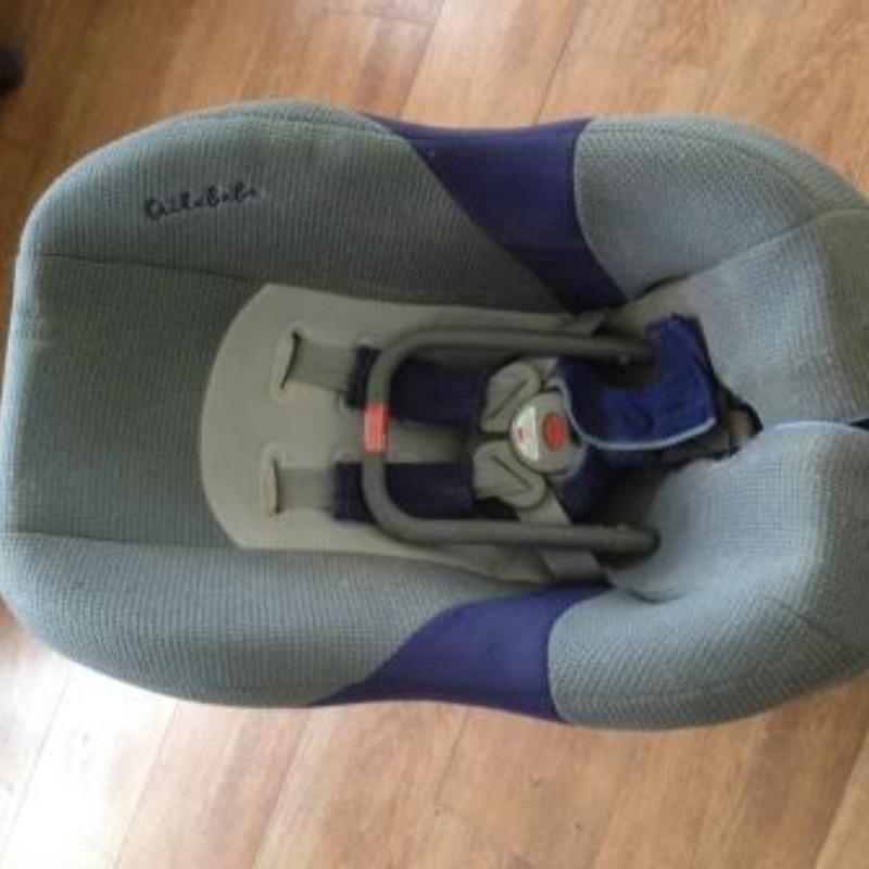 Baby Car Seat ยี่ห้อ ailebebe  สนใจโทรสอบถามได้ครับ