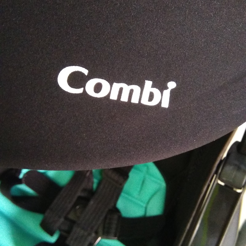 รถเข็นเด็กพับได้ Combi F2