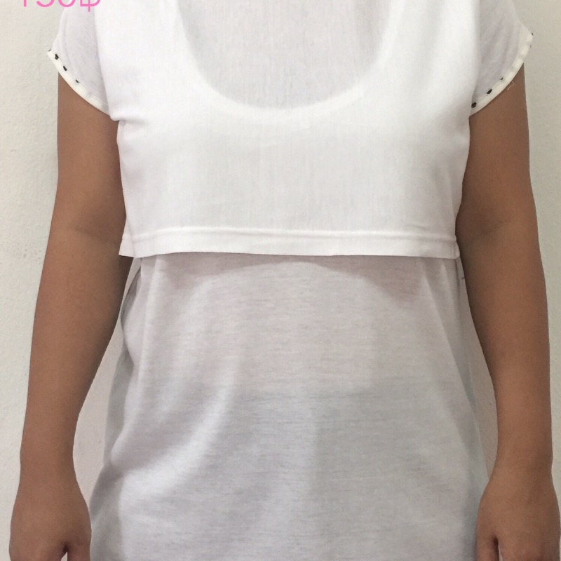 เสื้อยืดให้นมสีขาว
