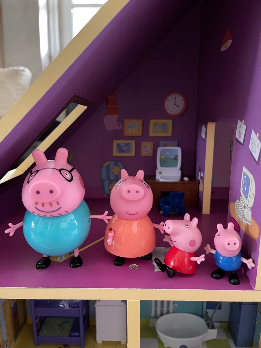 บ้านไม้peppa pig และผองเพื่อน