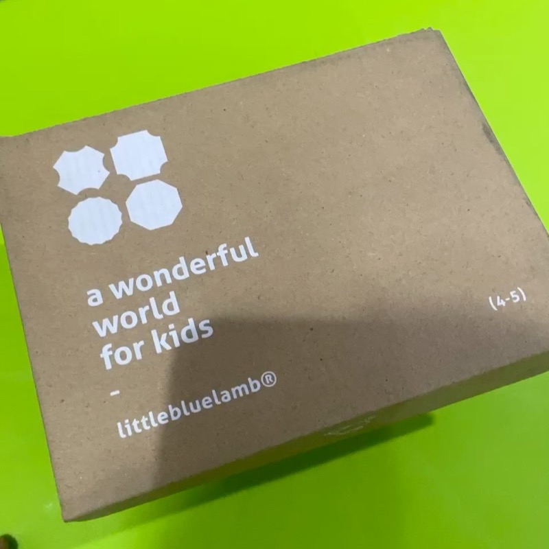 รองเท้า Little blue lamb