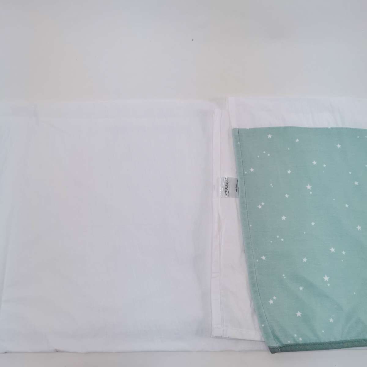 Little dutch BED SHEETS ผ้ารองปูที่นอน  ขนาด 100×135 CM