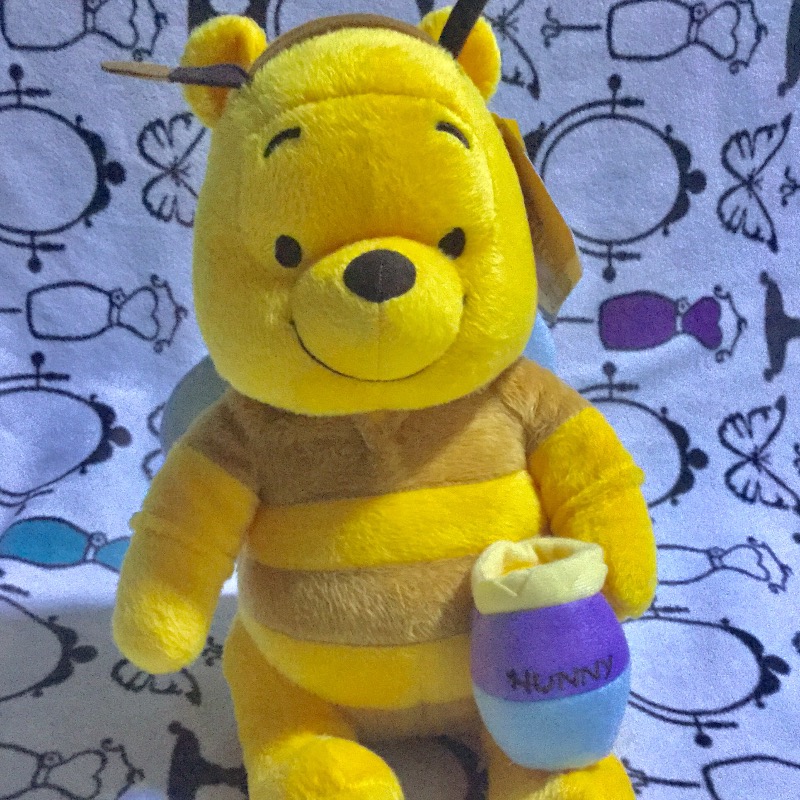 ตุ๊กตา Pooh bee
