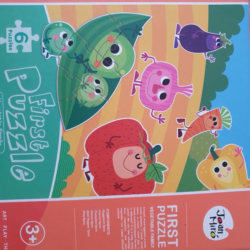 My first puzzle set - Vegetable family (Joan Miro)