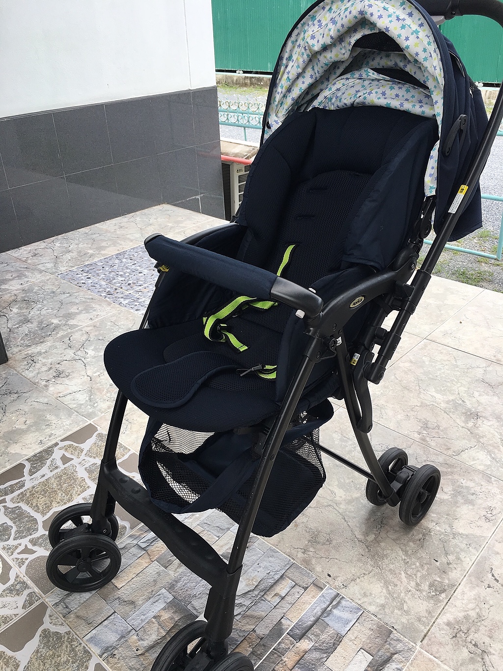 รถเข็นเด็ก aprica รุ่น karoon Plus high seat