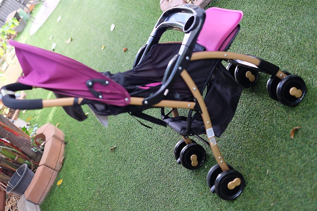 Baby stroller 