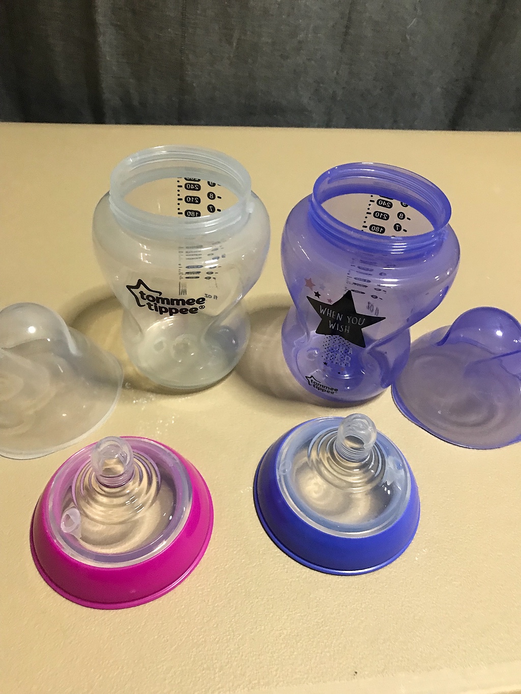 ขวดนม Tommee Tippee 9oz รุ่น closer to nature