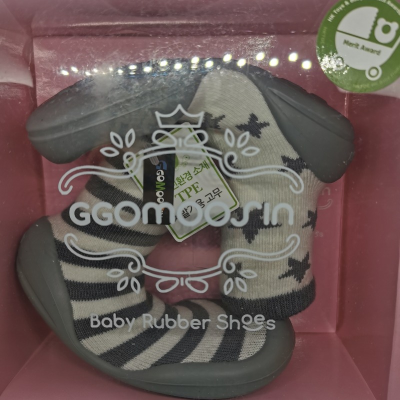 รองเท้าเด็กพื้นยาง GGOMOOSIN