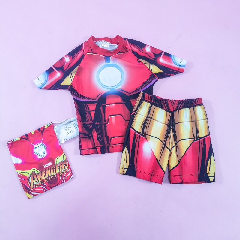 ชุดว่ายน้ำเด็ก แขนสั้น-ขาสั้น Avenger Iron Man สีแดง Size xs