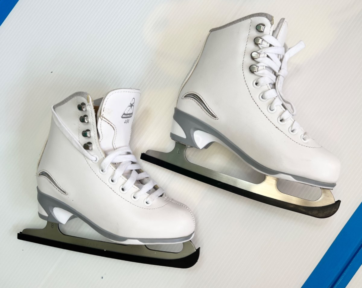 รองเท้า​ Ice​ Skate​ เด็ก​หญิง ยี่ห้อ Jackson ไซส์​ 1 (EUR 30.5) มือสอง ใหม่มาก​ ใส่เรียนแค่ 3-4 ครั้ง