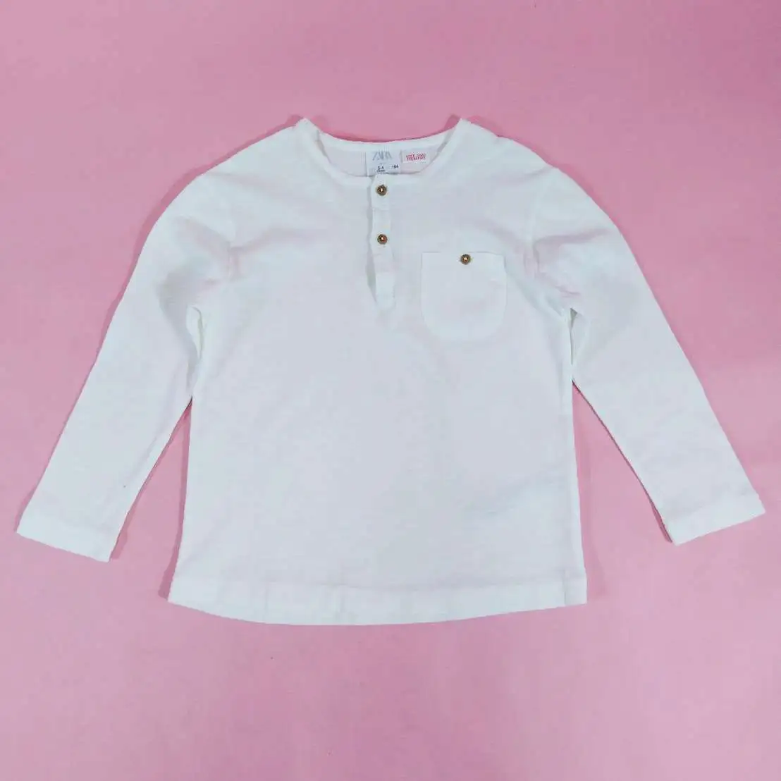 ZARA เสื้อยืดแขนยาวสีขาวไซส์ 3-4y,104cm