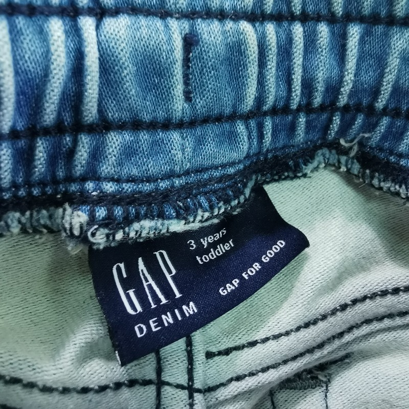 กางเกงยีนส์ขายาว GAP denim  Size 3YEARS toddler