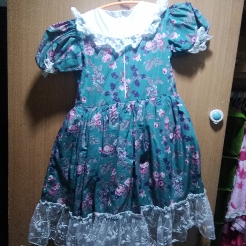 เสื้อมือสองใส่แค่1ครั่งเองคะใหม่มากๆ