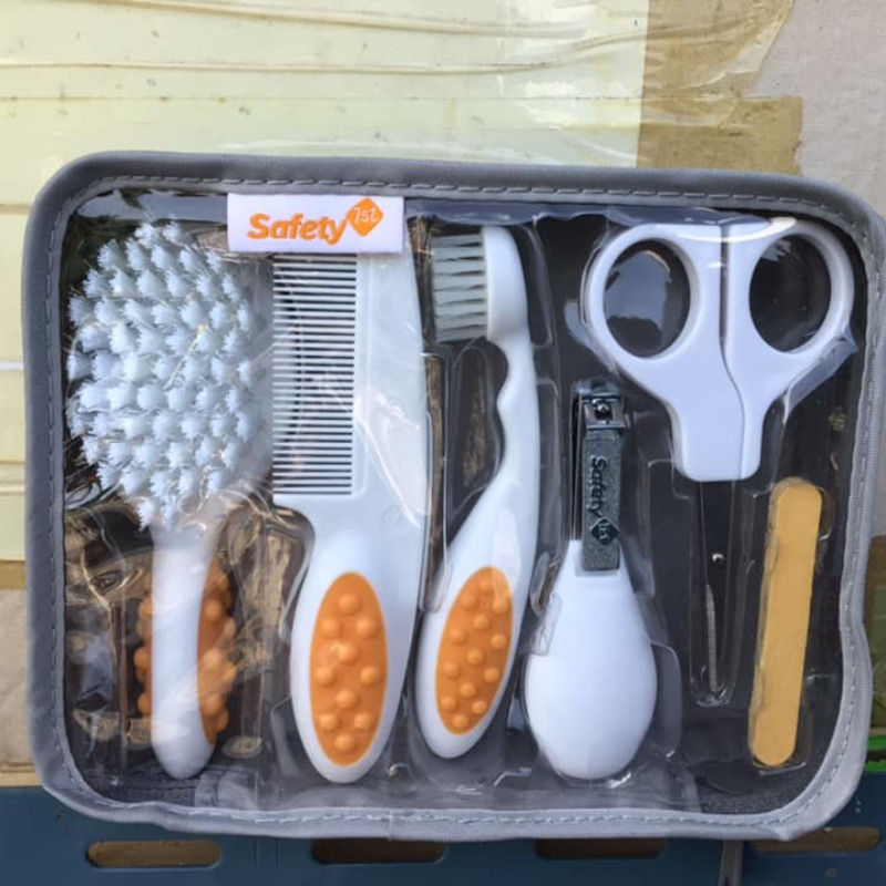 Safety 1st Essential Grooming Kit ชุดเครื่องใช้เด็ก ของแท้ ลิขสิทธิ์แท้