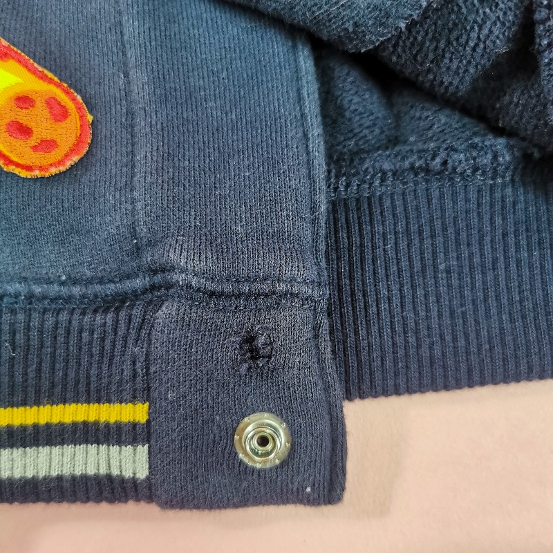 เสื้อแจ็คเก็ต baby GAP size 18-24 months toddler ลาย Dinos