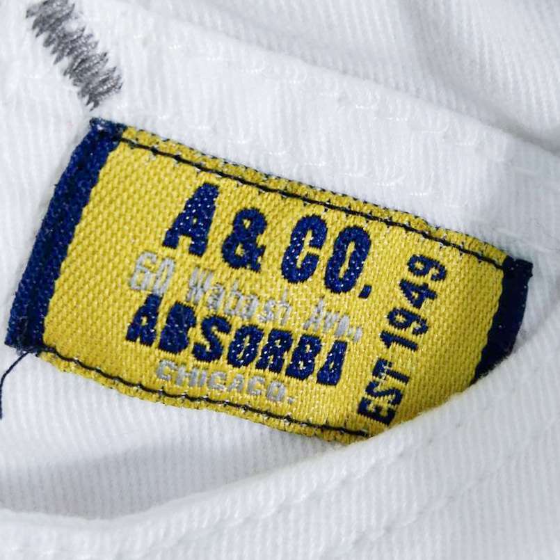 A&CO กางเกงขาสั้นสีขาวเอวยางยืด 12-18 