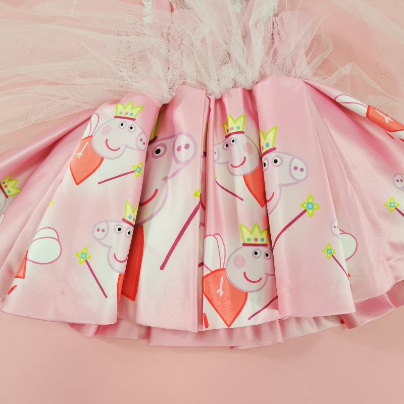 ชุดเดรส peppa pig Size S สภาพใหม่มาก สีสดน่ารักมาก