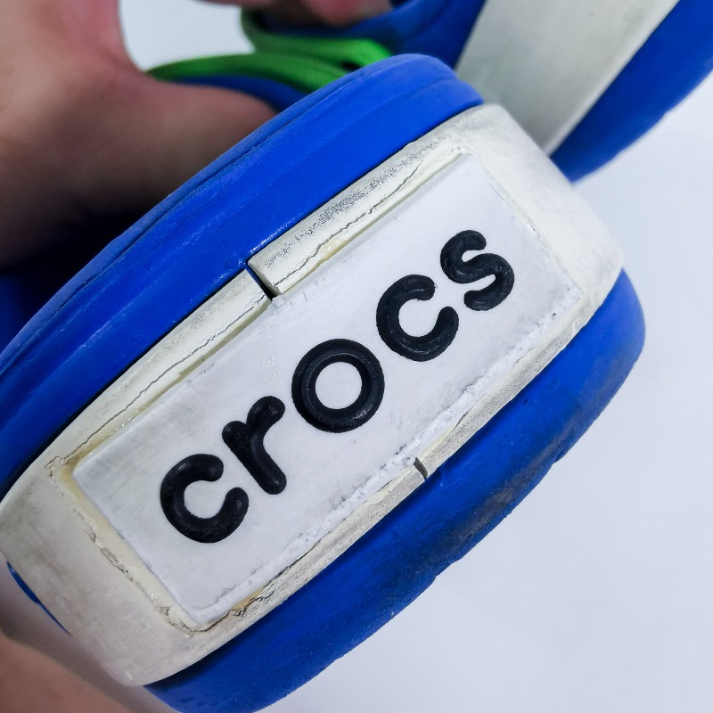 รองเท้า crocs size 10 C 11 สภาพดี