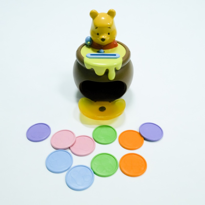TOMY Disney for The First time English Counted by Coin Pot Winnie The Pooh