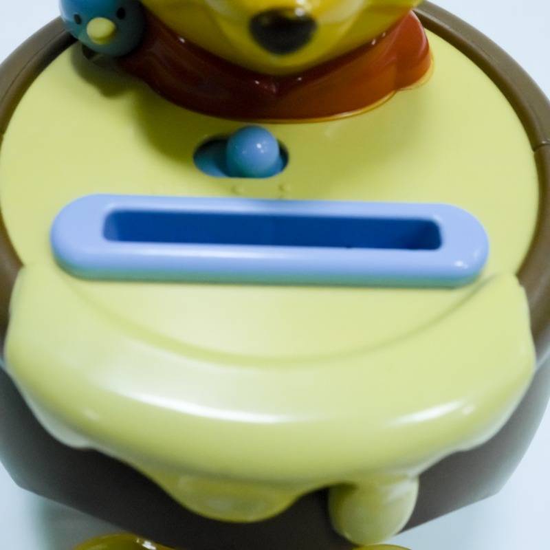 TOMY Disney for The First time English Counted by Coin Pot Winnie The Pooh