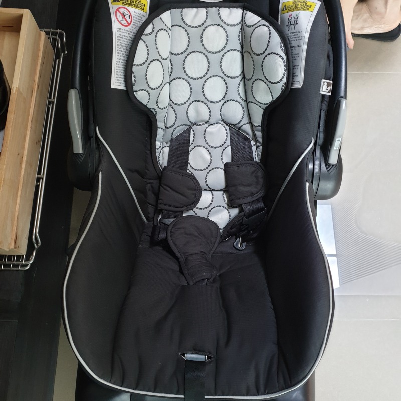 คาร์ซีท+รถเข็นเด็กยี่ห้อ Britax  Travel system