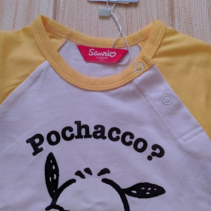 เสื้อ Pochacco