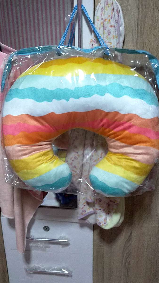 หมอนรองให้นมลูก