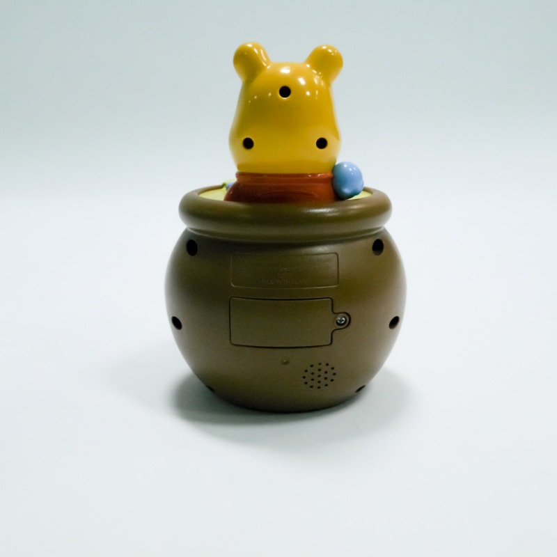 TOMY Disney for The First time English Counted by Coin Pot Winnie The Pooh