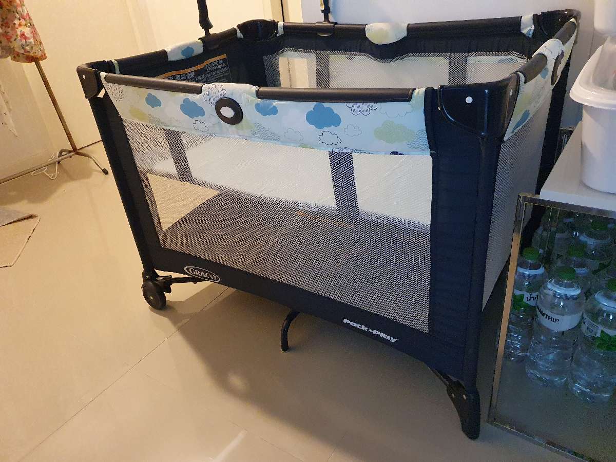 เตียง Graco Playpen