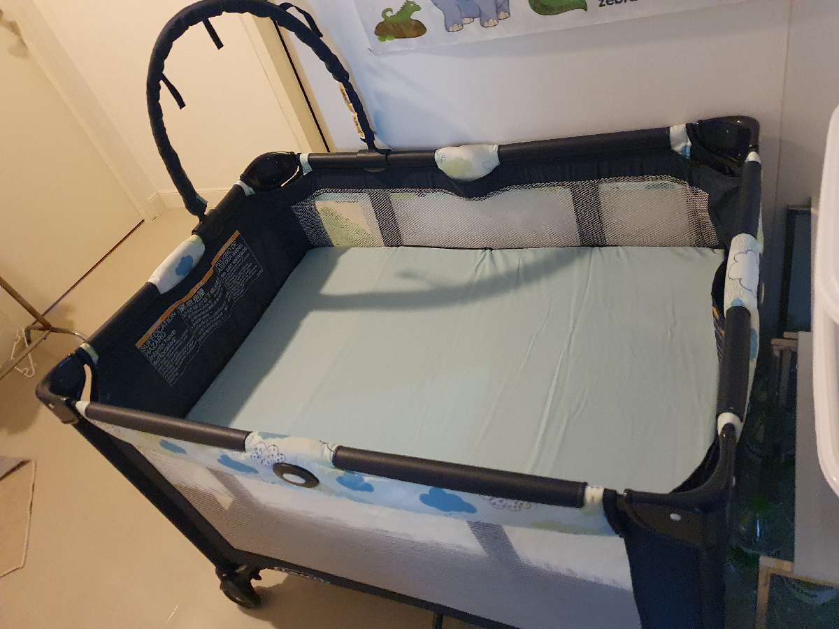 เตียง Graco Playpen