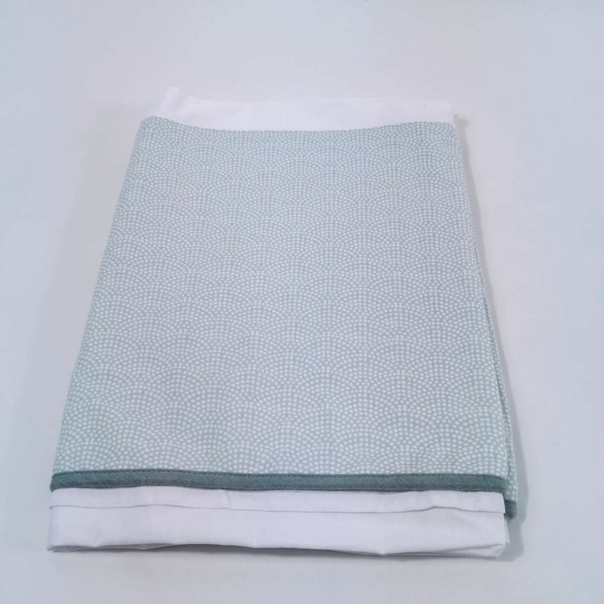 Little dutch BED SHEETS ผ้ารองปูที่นอน ขนาด 100×135 CM