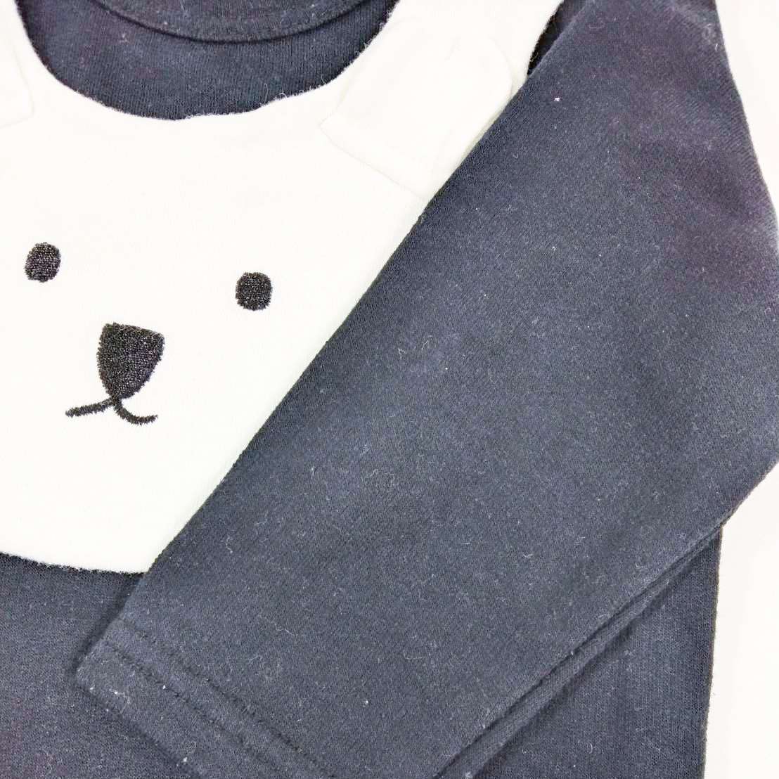 ชุดหมีแขนสั้นสีดำกางเกงสีเทา