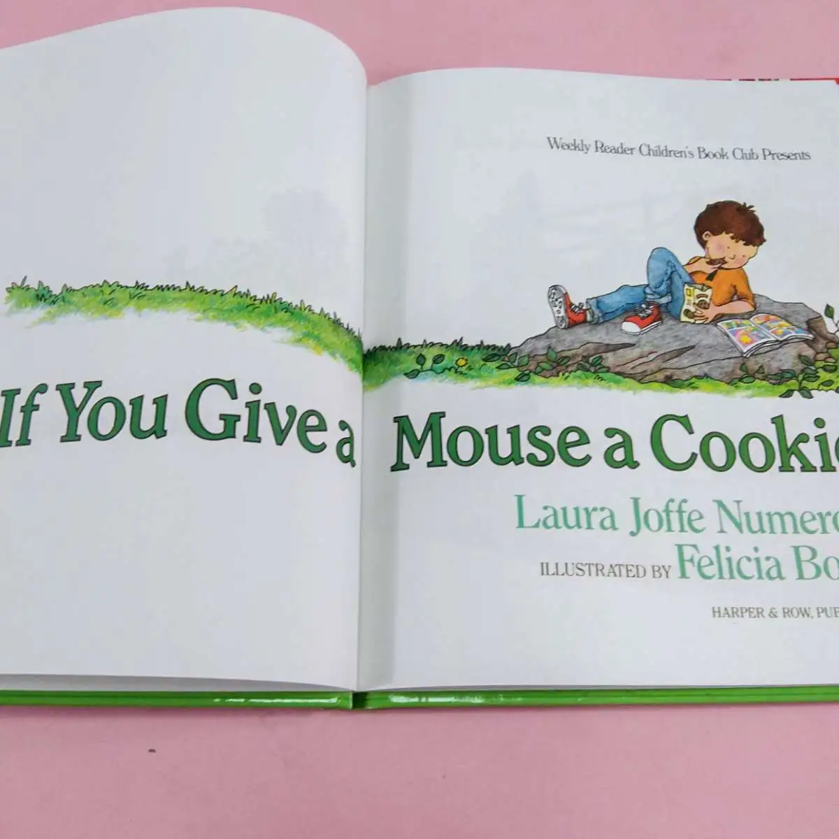 หนังสือ IF you give a mouse a cookie 
