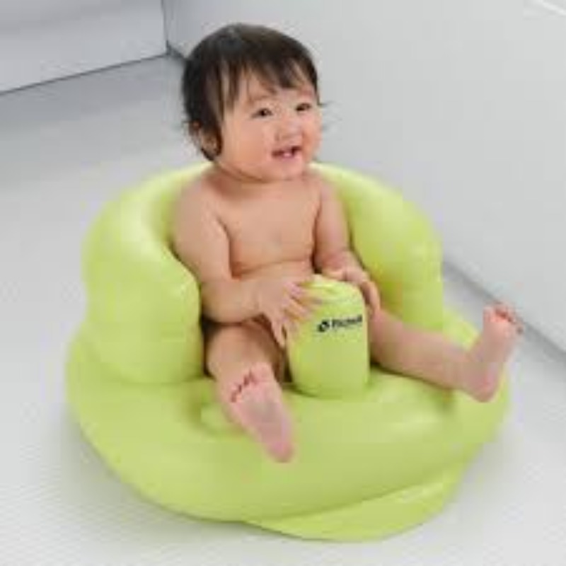 Richell เก้าอี้เป่าลม รุ่น Airy Baby Chair – สีเขียว มือสอง สภาพ 98%