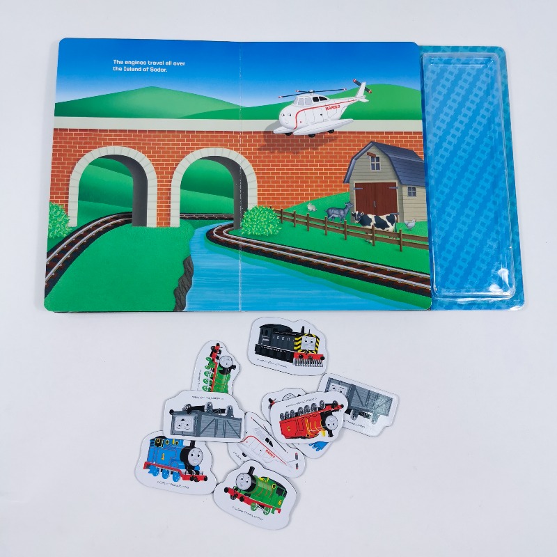 หนังสือบอร์ดบุ๊ค + แม่เหล็ก โทมัส Thomas' Magnetic Play Book (Thomas & Friends) Board book