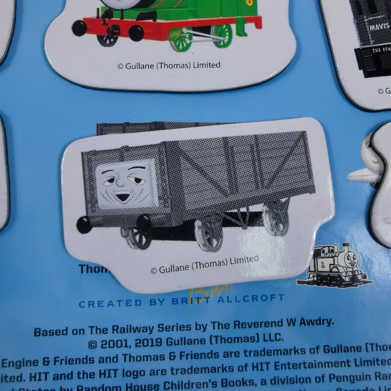 หนังสือบอร์ดบุ๊ค + แม่เหล็ก โทมัส Thomas' Magnetic Play Book (Thomas & Friends) Board book