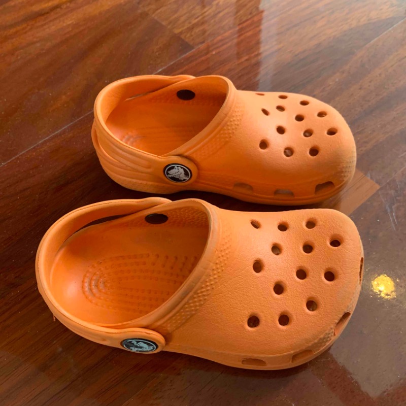 รองเท้า Crocs เด็กเล็ก สีส้ม